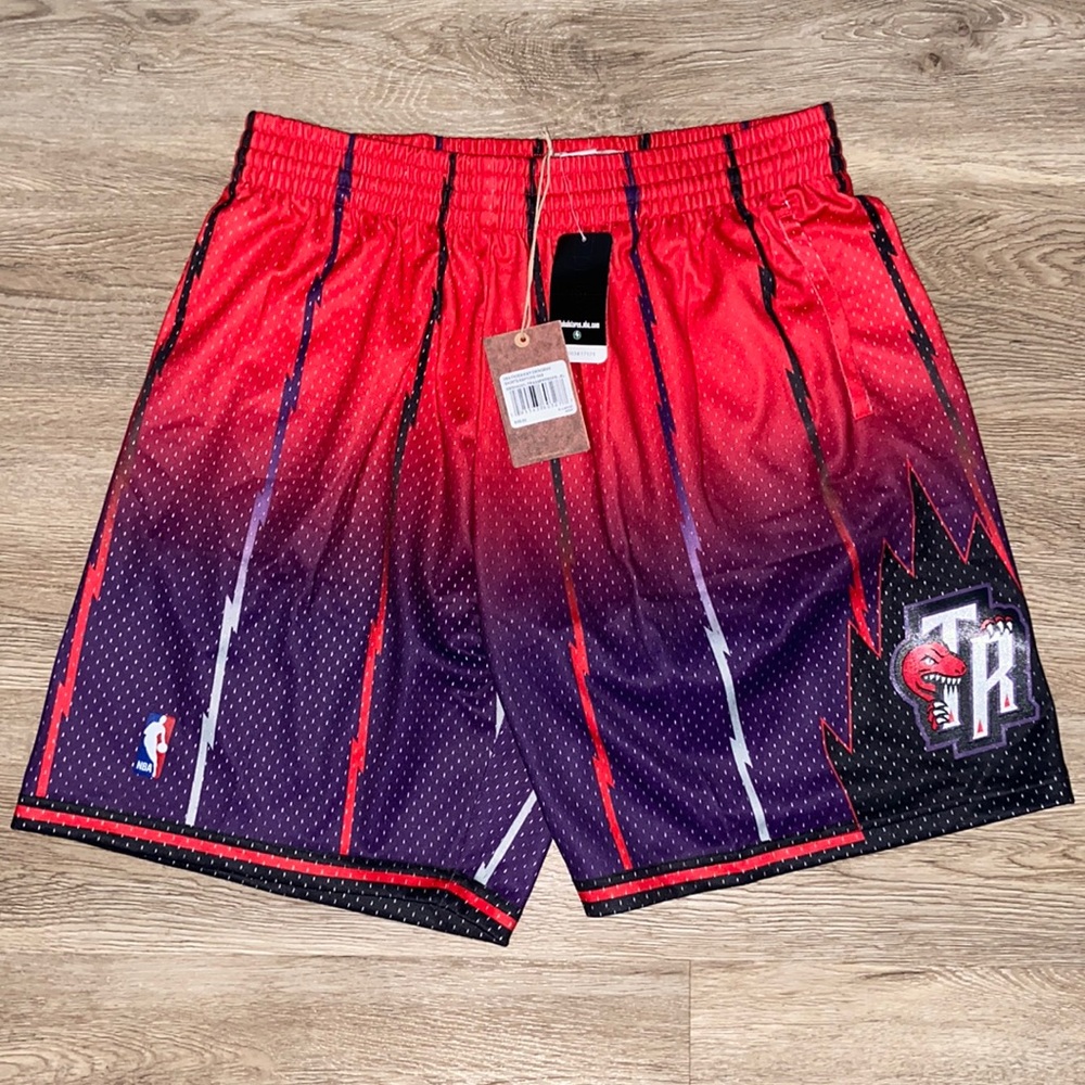 Mitchell & Ness Toronto Raptors Basketball Shorts